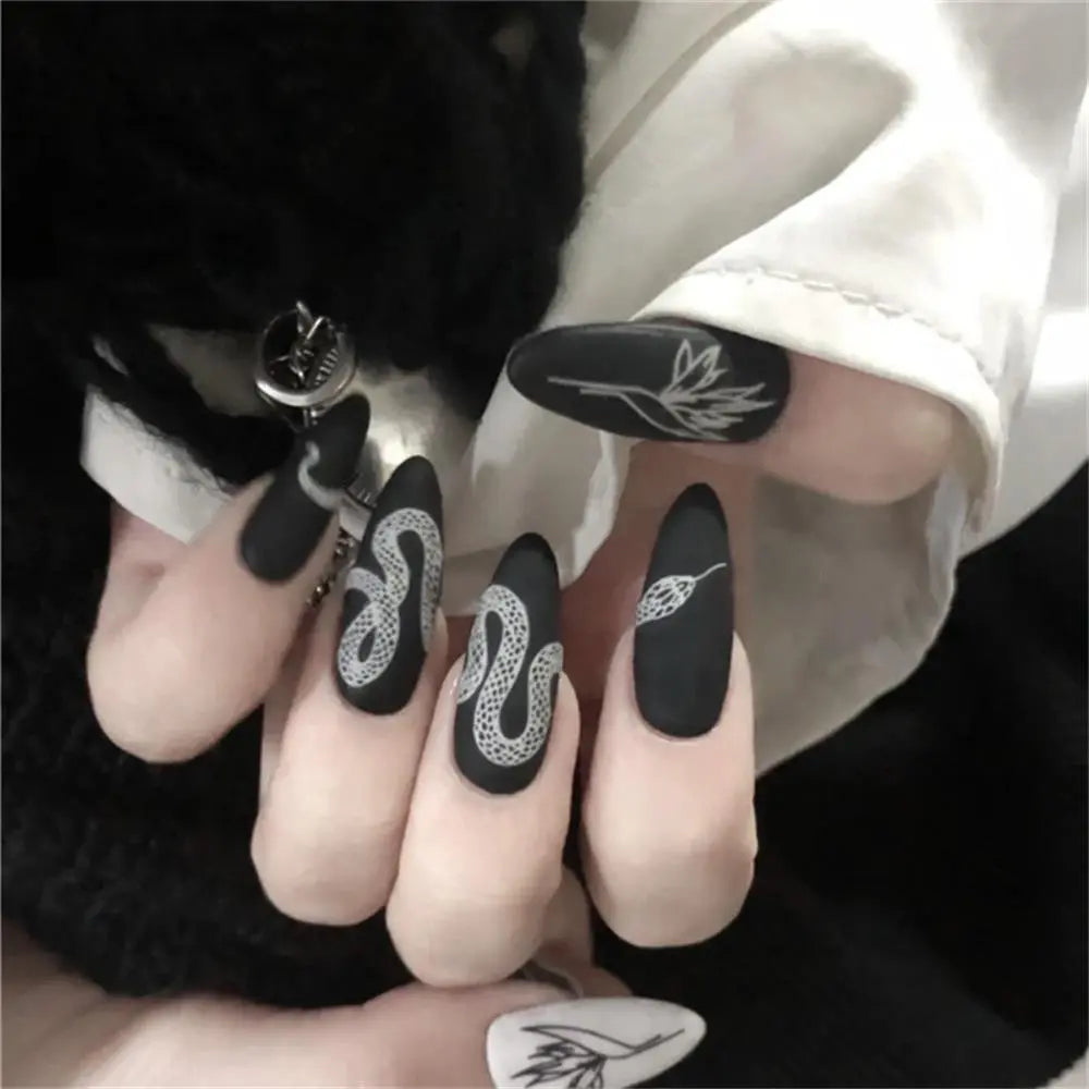 24pcs/set Long Stiletto Punk Snake Pattern Black White gold matte Nail tips